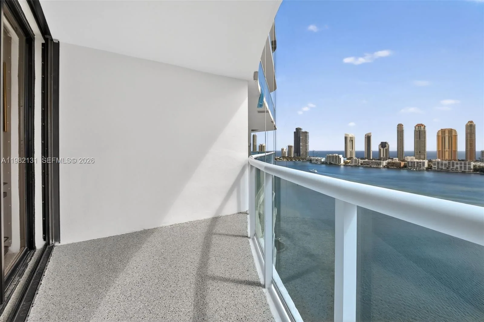 4000 Island Blvd # 2301, Aventura, FL 33160 photo 12