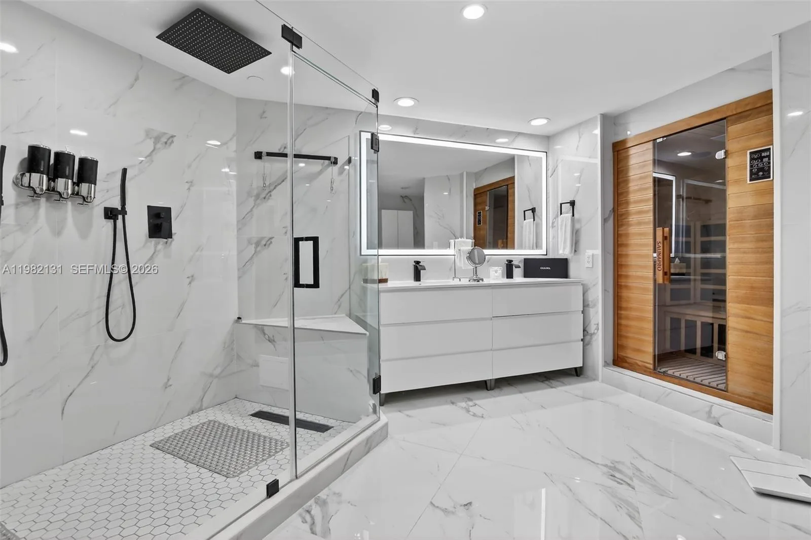 4000 Island Blvd # 2301, Aventura, FL 33160 photo 4