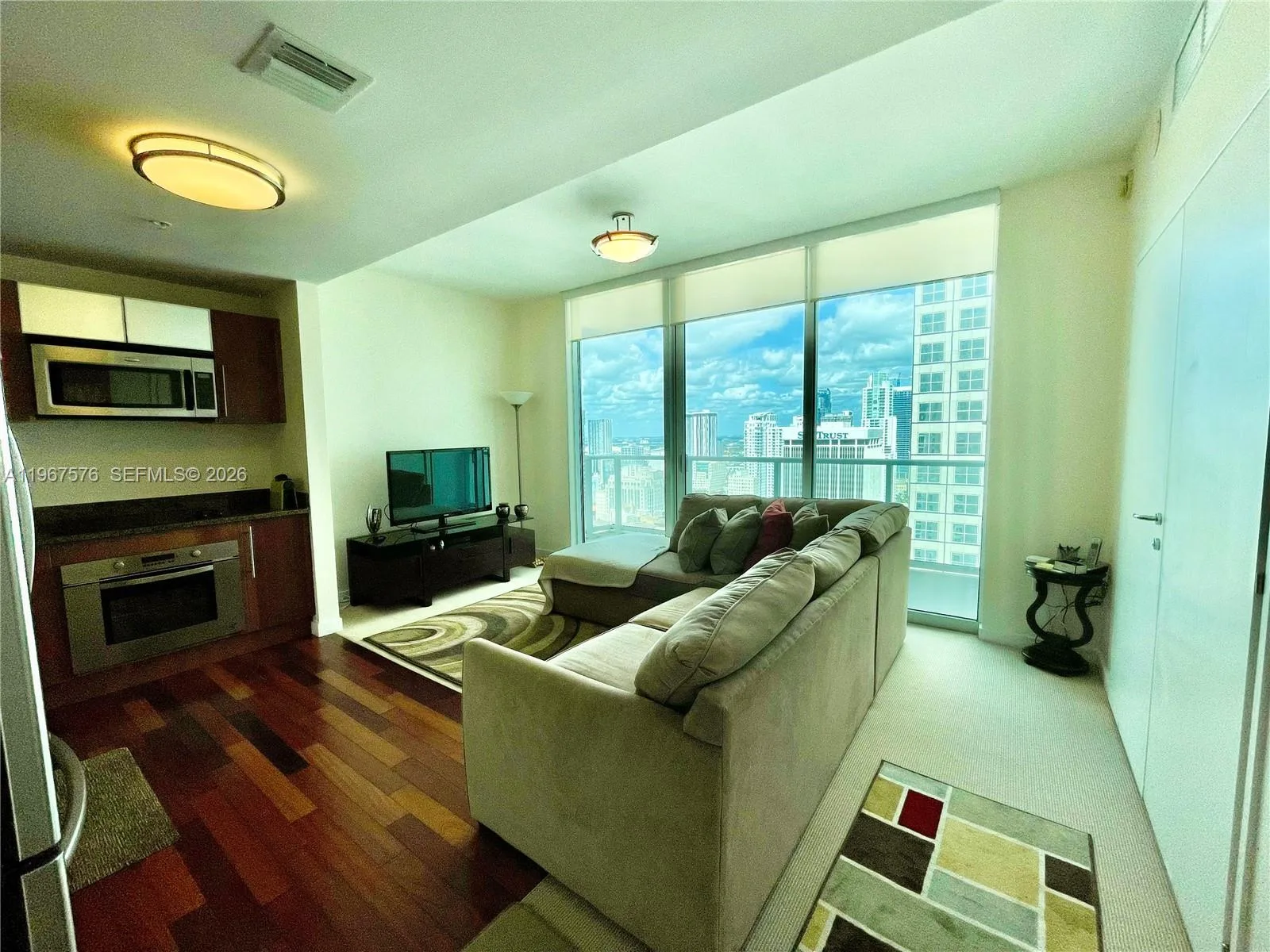 300 S Biscayne Blvd # T-3403, Miami, FL 33131 photo 3