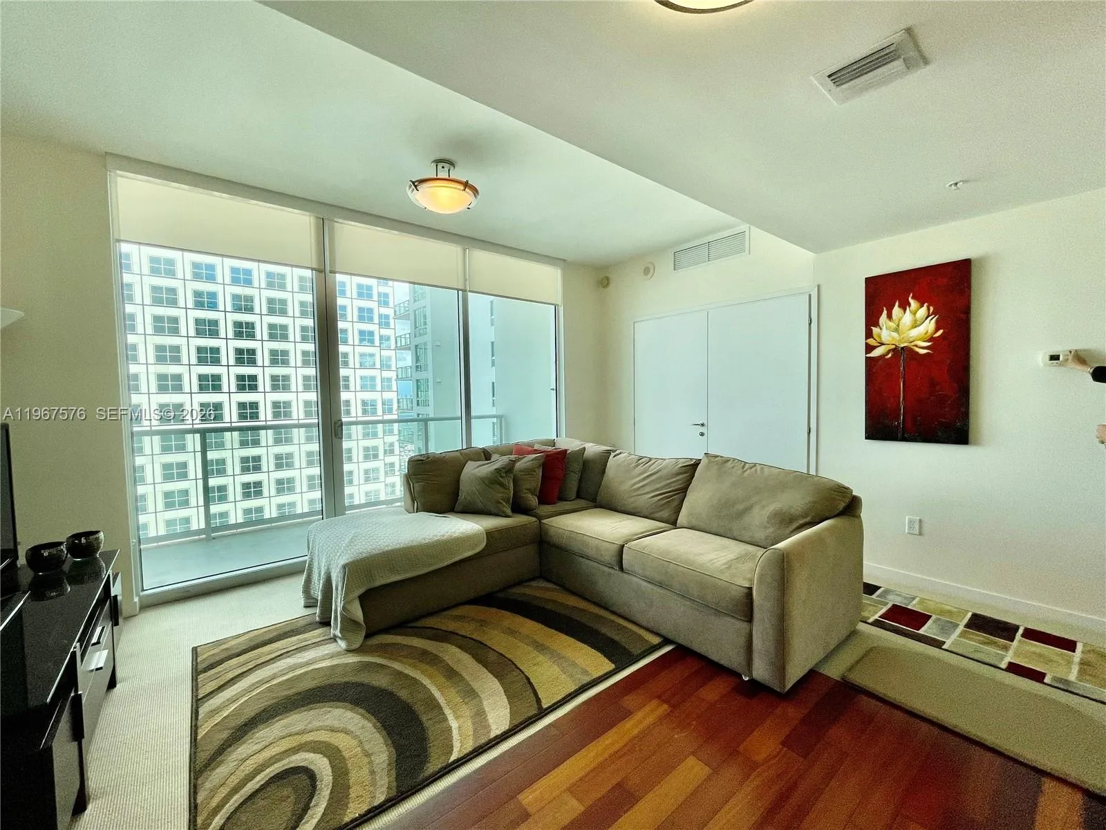 300 S Biscayne Blvd # T-3403, Miami, FL 33131 photo 4