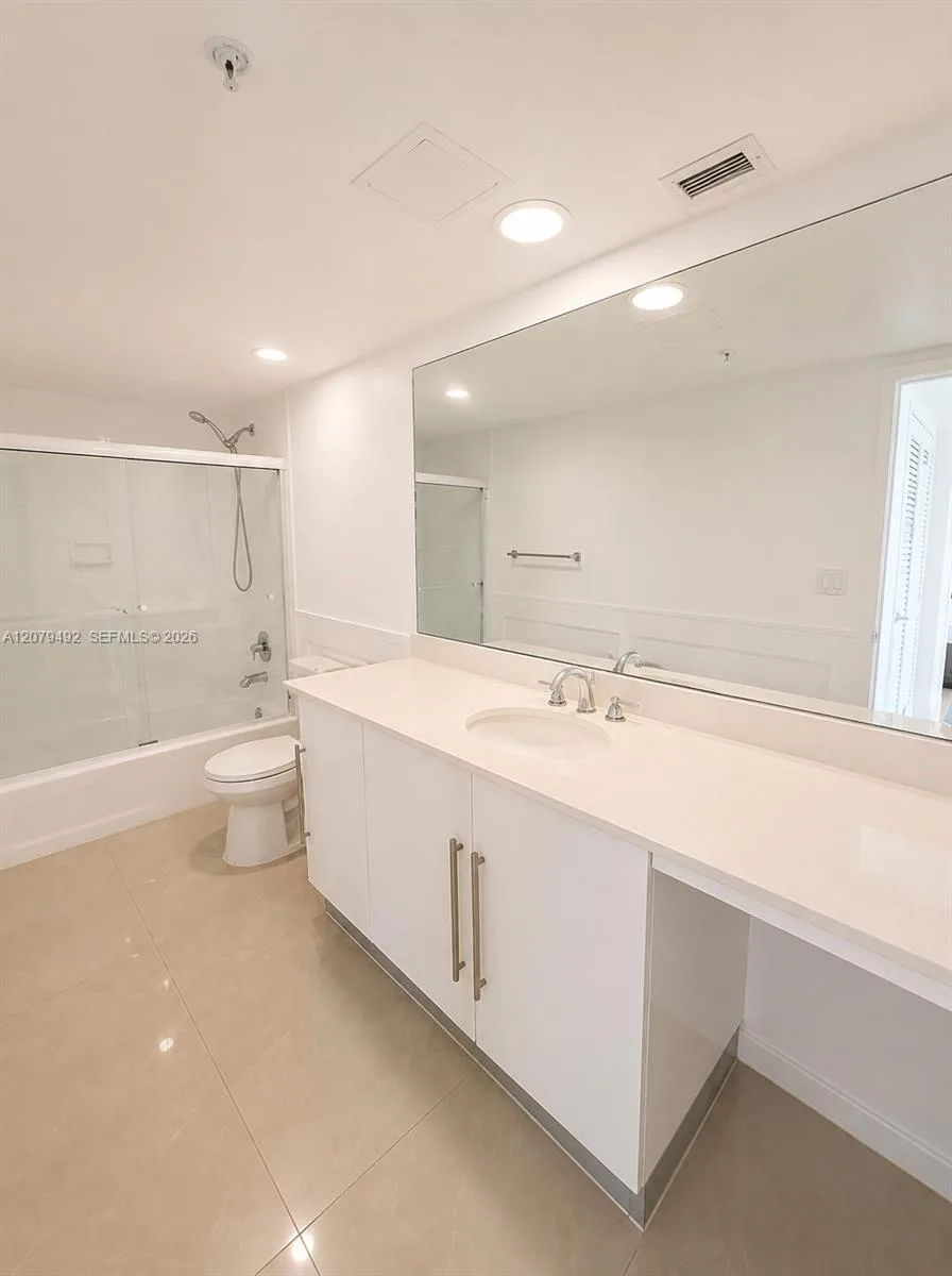 3000 S Ocean Dr # 200, Hollywood, FL 33019 photo 9
