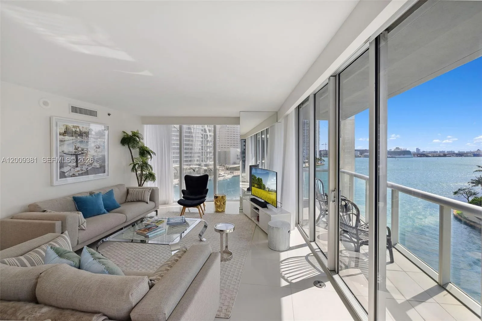 465 Brickell Ave # 701, Miami, FL 33131 photo 10