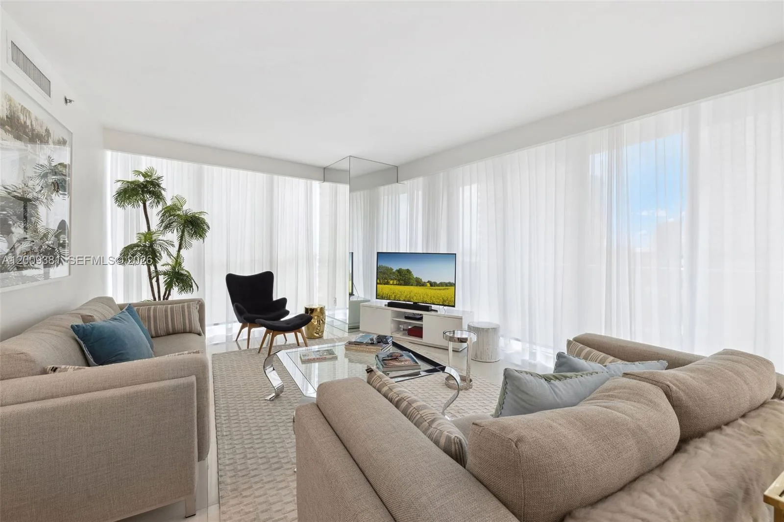 465 Brickell Ave # 701, Miami, FL 33131 photo 11
