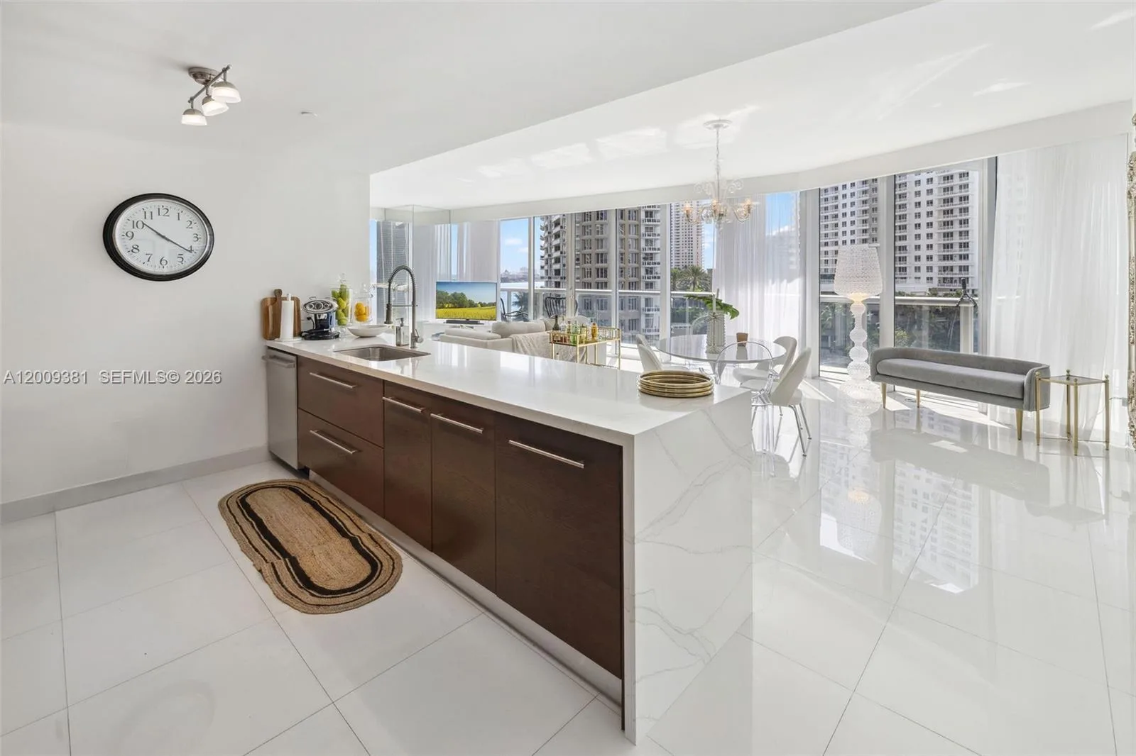 465 Brickell Ave # 701, Miami, FL 33131 photo 3