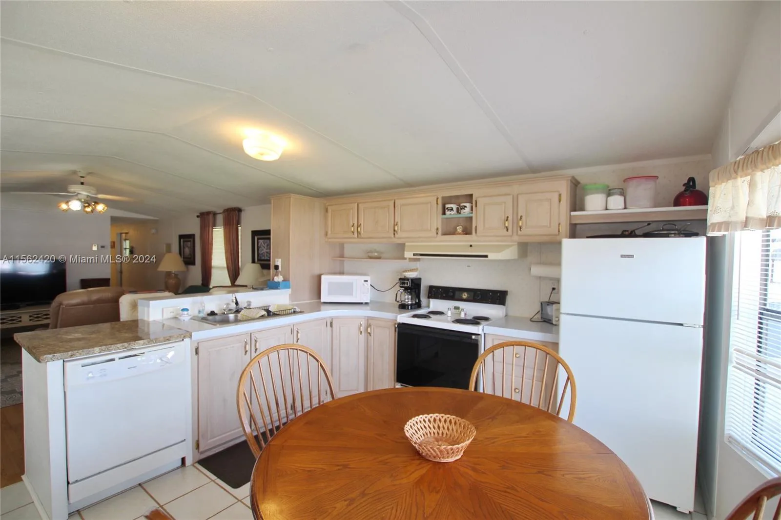 1326 SW 44th Blvd #15, Okeechobee, FL 34974 photo 5