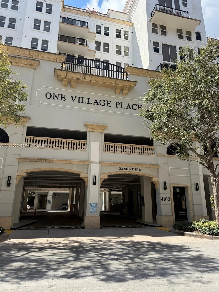 4100 Salzedo St # 811, Coral Gables, FL 33146