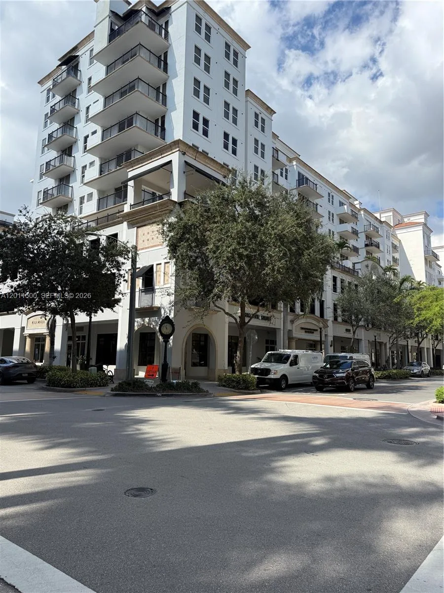 4100 Salzedo St # 811, Coral Gables, FL 33146 photo 3