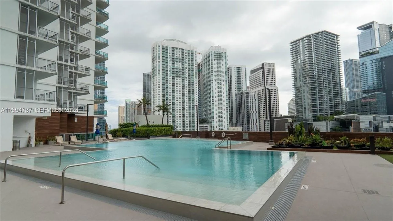 350 S Miami Ave # 2714, Miami, FL 33130 photo 7