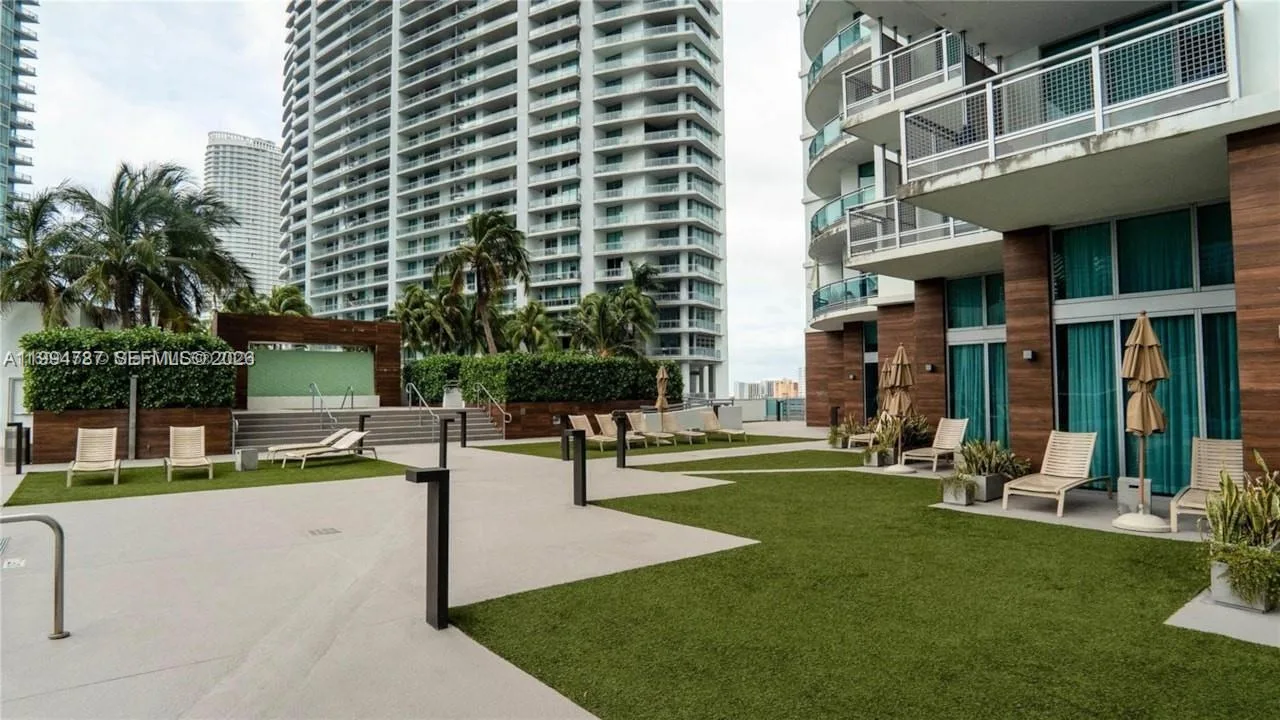 350 S Miami Ave # 2714, Miami, FL 33130 photo 9