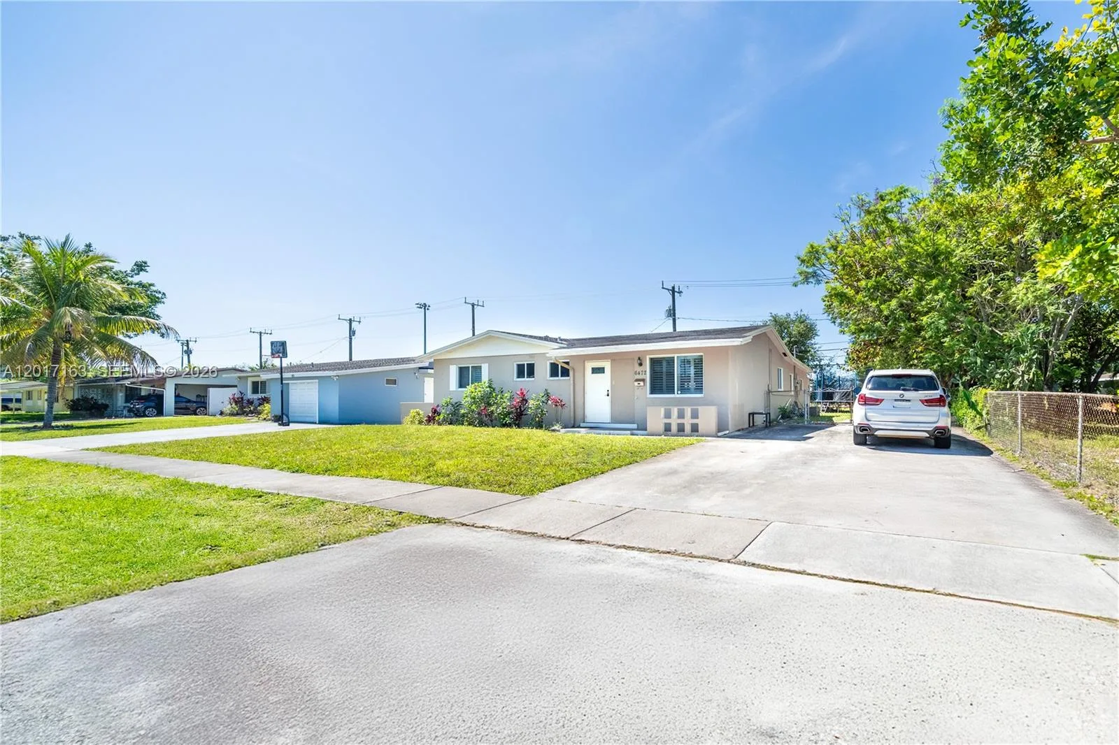 6472 Pierce St, Hollywood, FL 33024