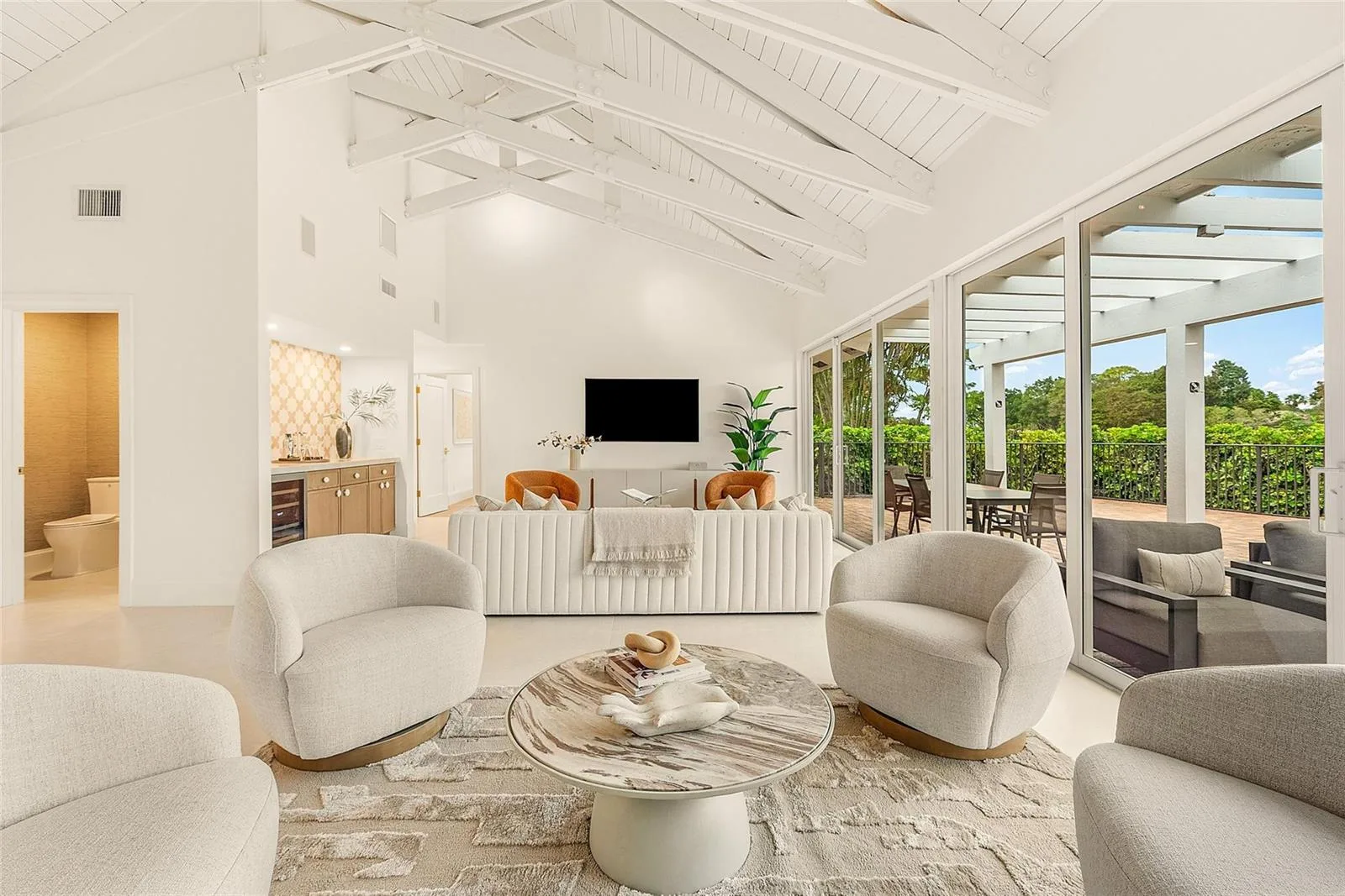 4877 Pineview Circle, Delray Beach, FL 33445 photo 5