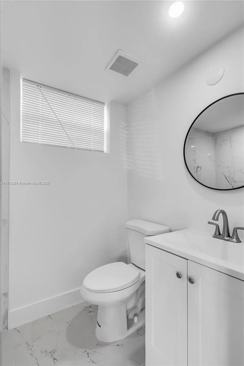 6950 NW 8th Ave # 3, Miami, FL 33150 — zdjęcie 4