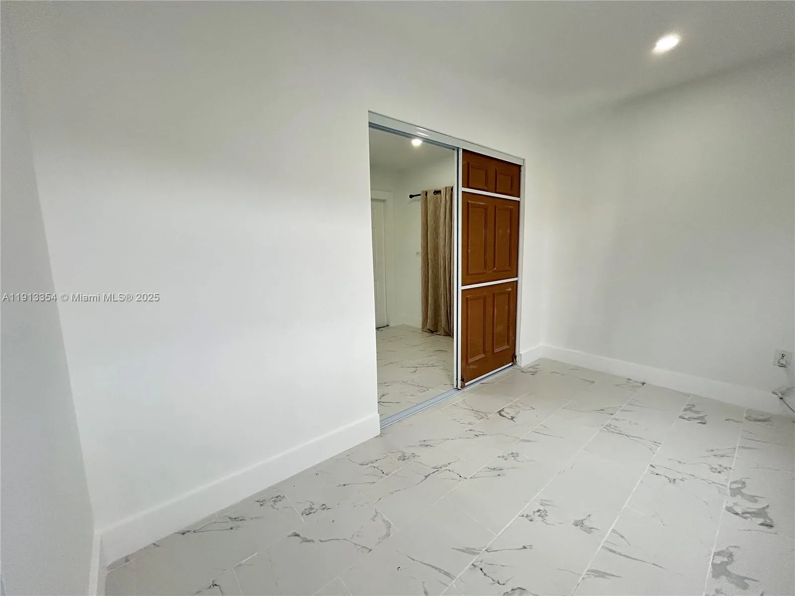 6950 NW 8th Ave # 7, Miami, FL 33150 photo 7