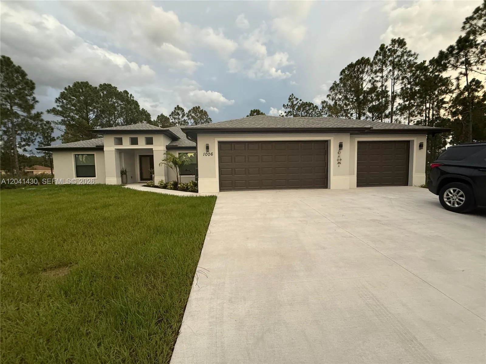 1006 Rush Ave, Lehigh Acres, FL 33972