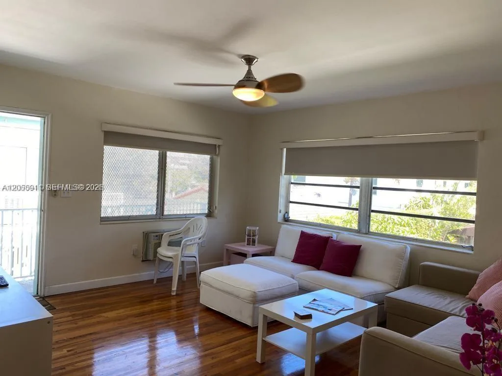 7935 Carlyle Ave # 10, Miami Beach, FL 33141
