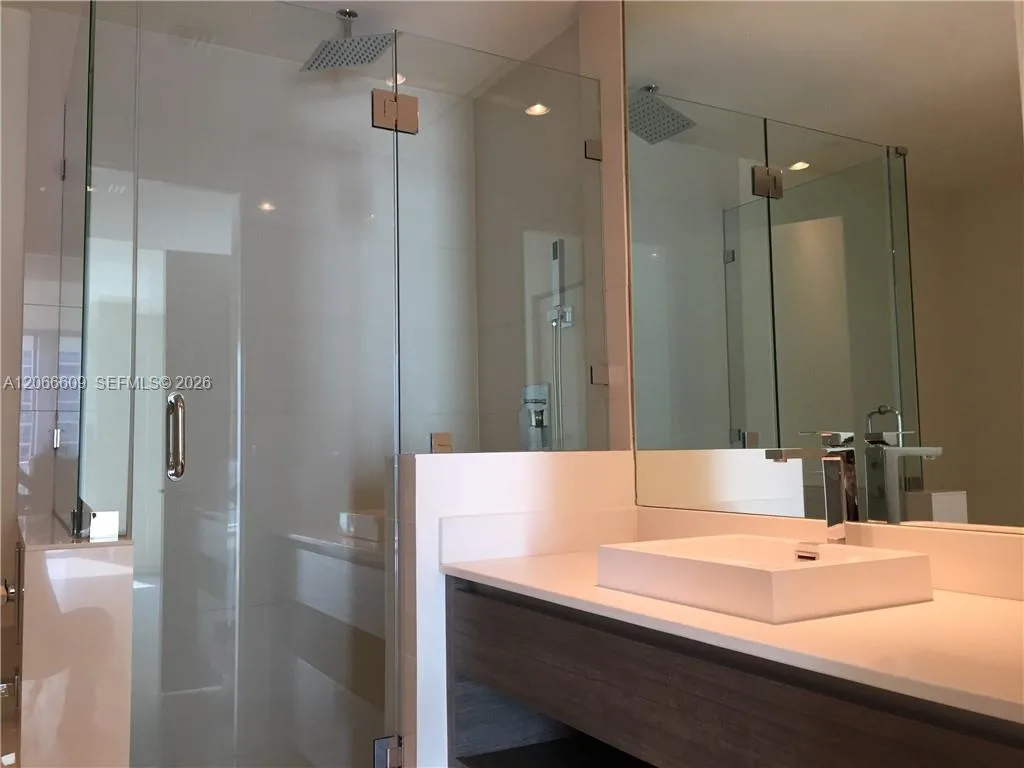 1100 S MIAMI AV # 2911, Miami, FL 33130 photo 4