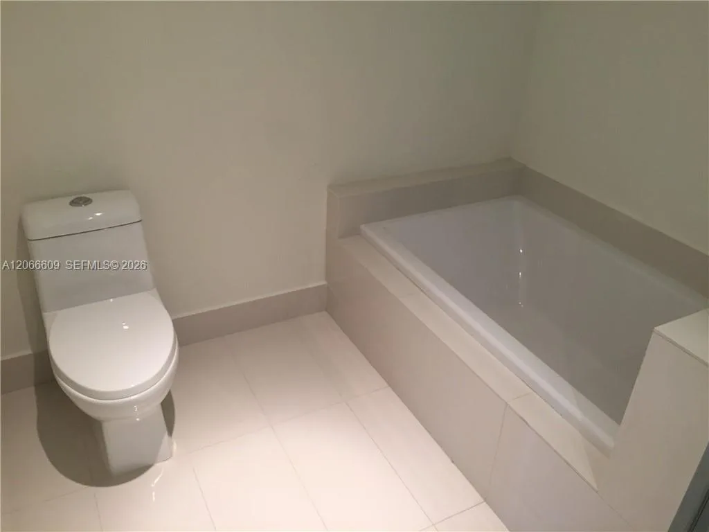 1100 S MIAMI AV # 2911, Miami, FL 33130 photo 5
