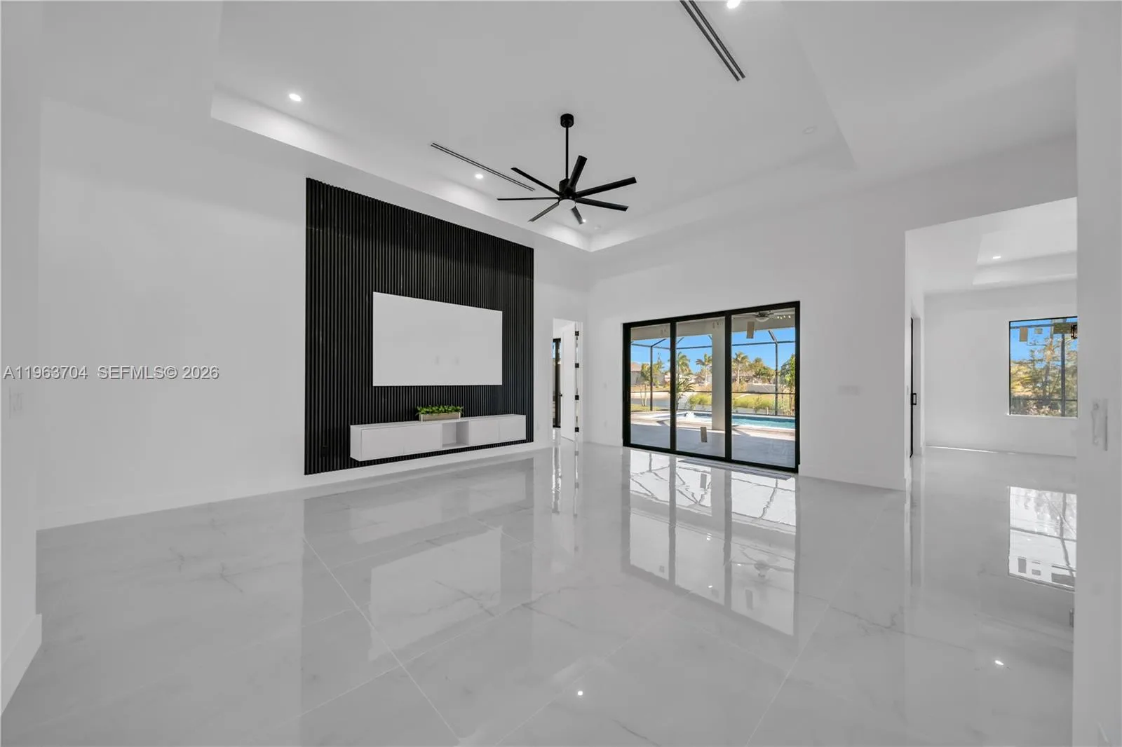 2221 SW 5th PL, Cape Coral, FL 33991 photo 4