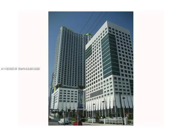 185 SW 7th St # 2914, Miami, FL 33130 photo 12