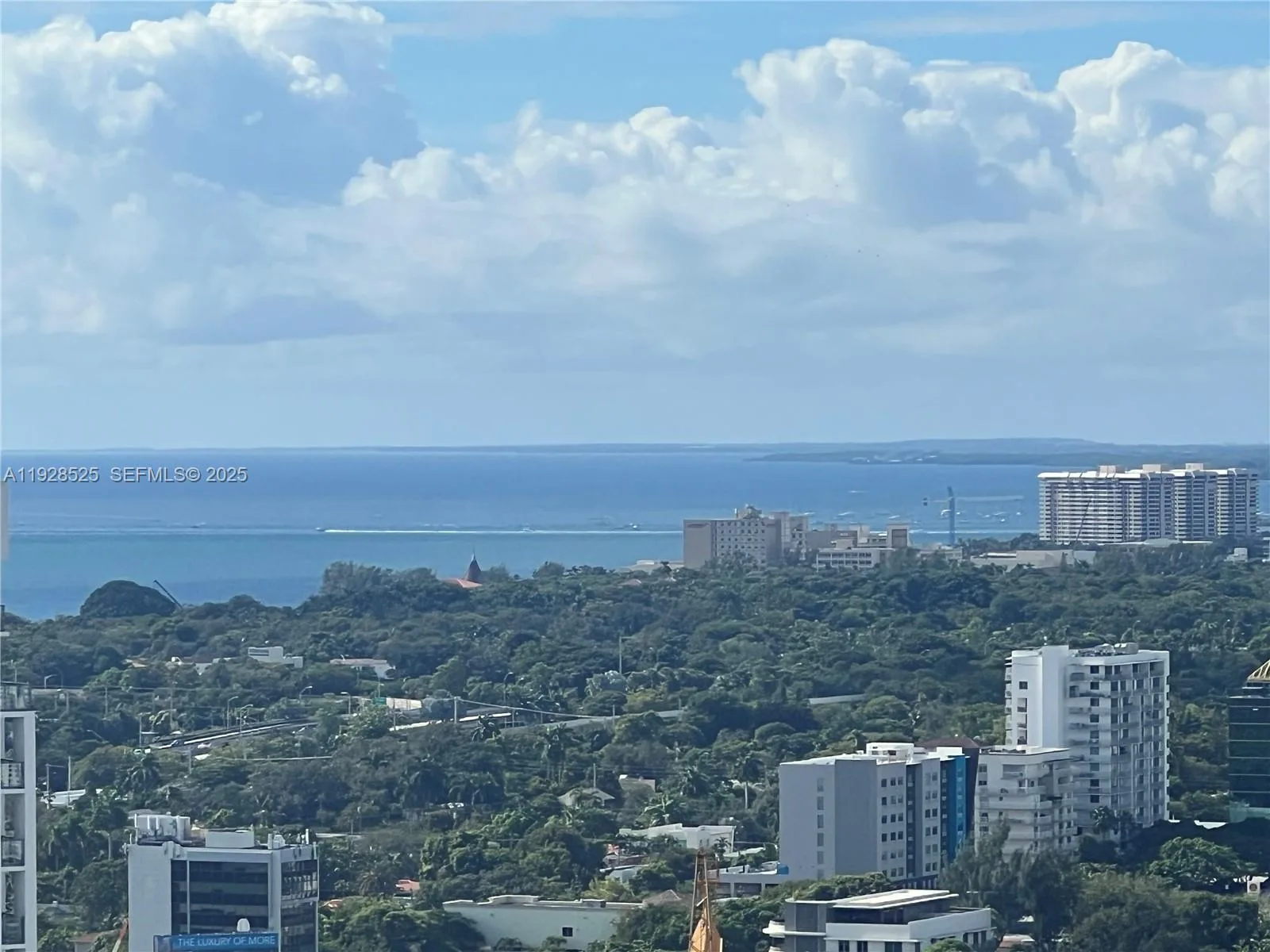 185 SW 7th St # 2914, Miami, FL 33130 photo 2