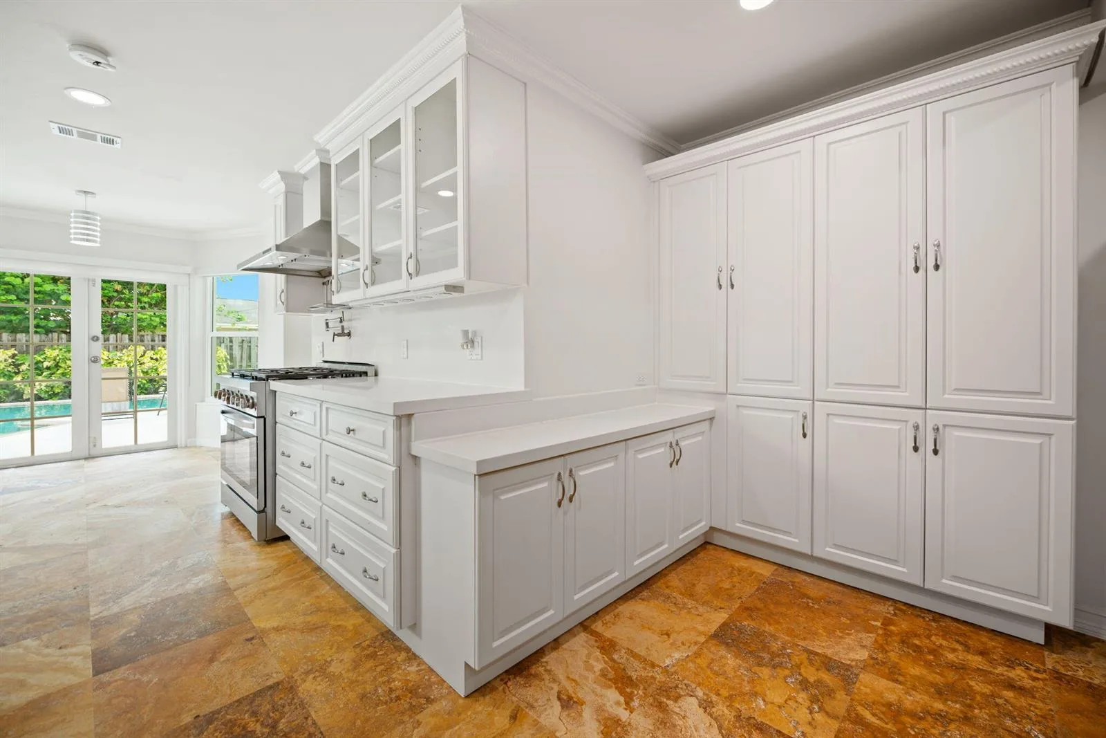 561 SW 168th Terrace, Weston, FL 33326 photo 10