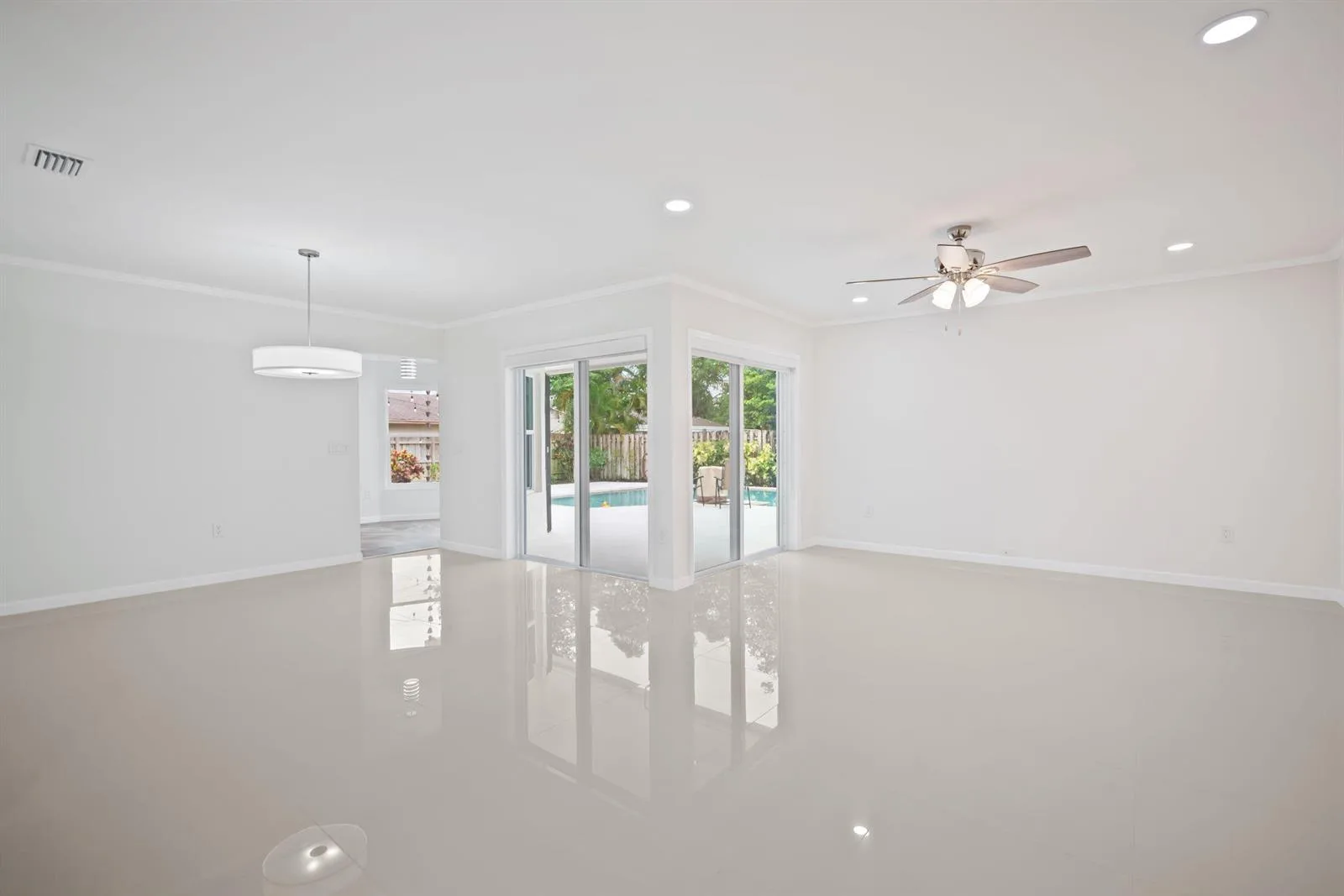 561 SW 168th Terrace, Weston, FL 33326 photo 6