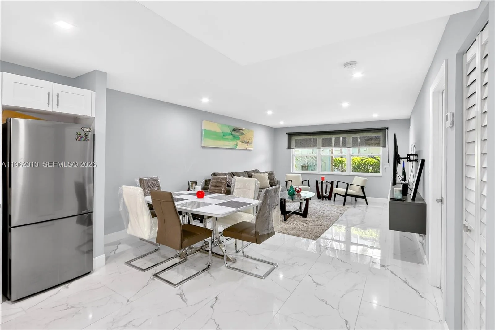 410 SE 2nd St # 111, Hallandale Beach, FL 33009 photo 4