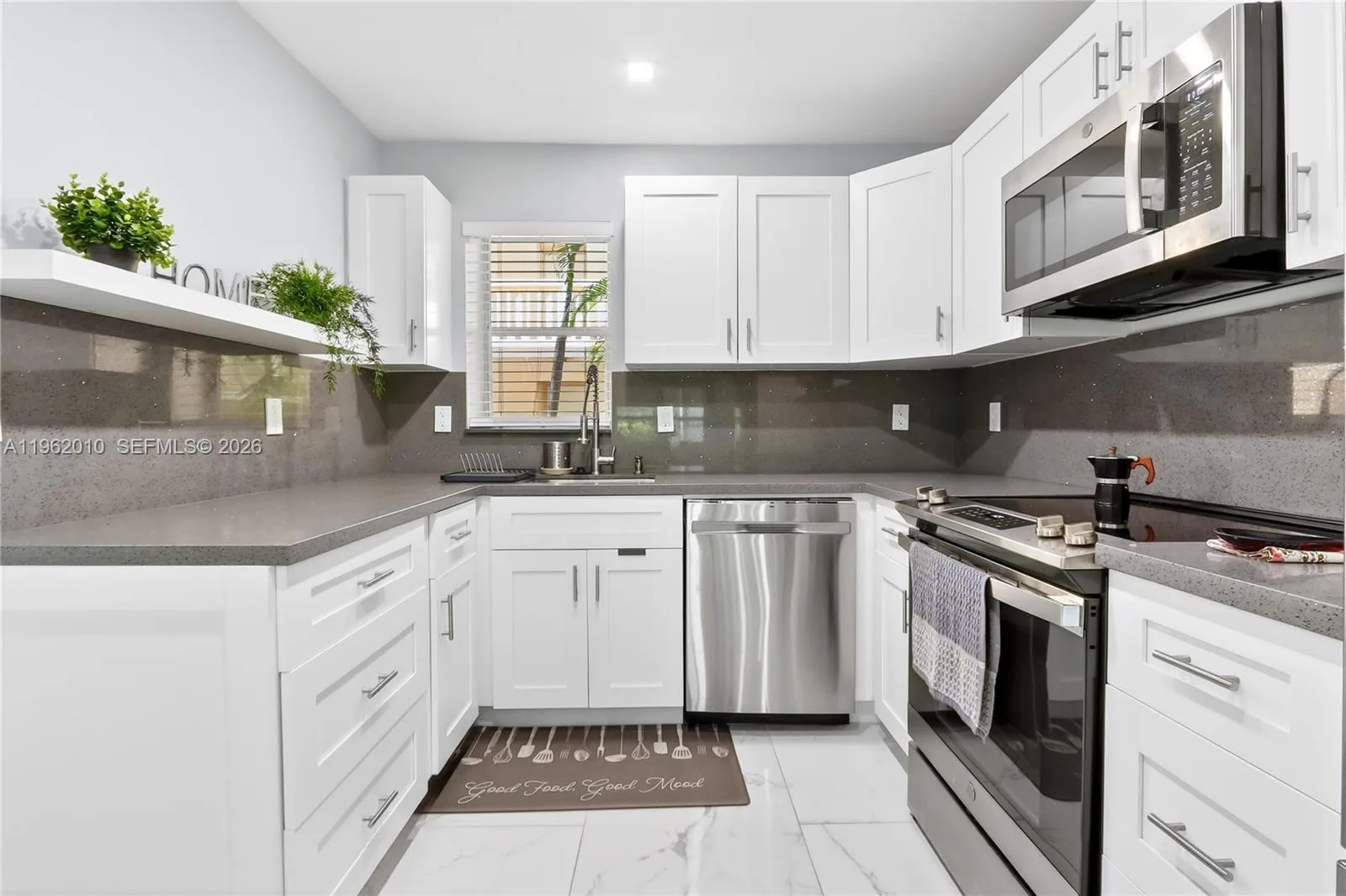 410 SE 2nd St # 111, Hallandale Beach, FL 33009 photo 6