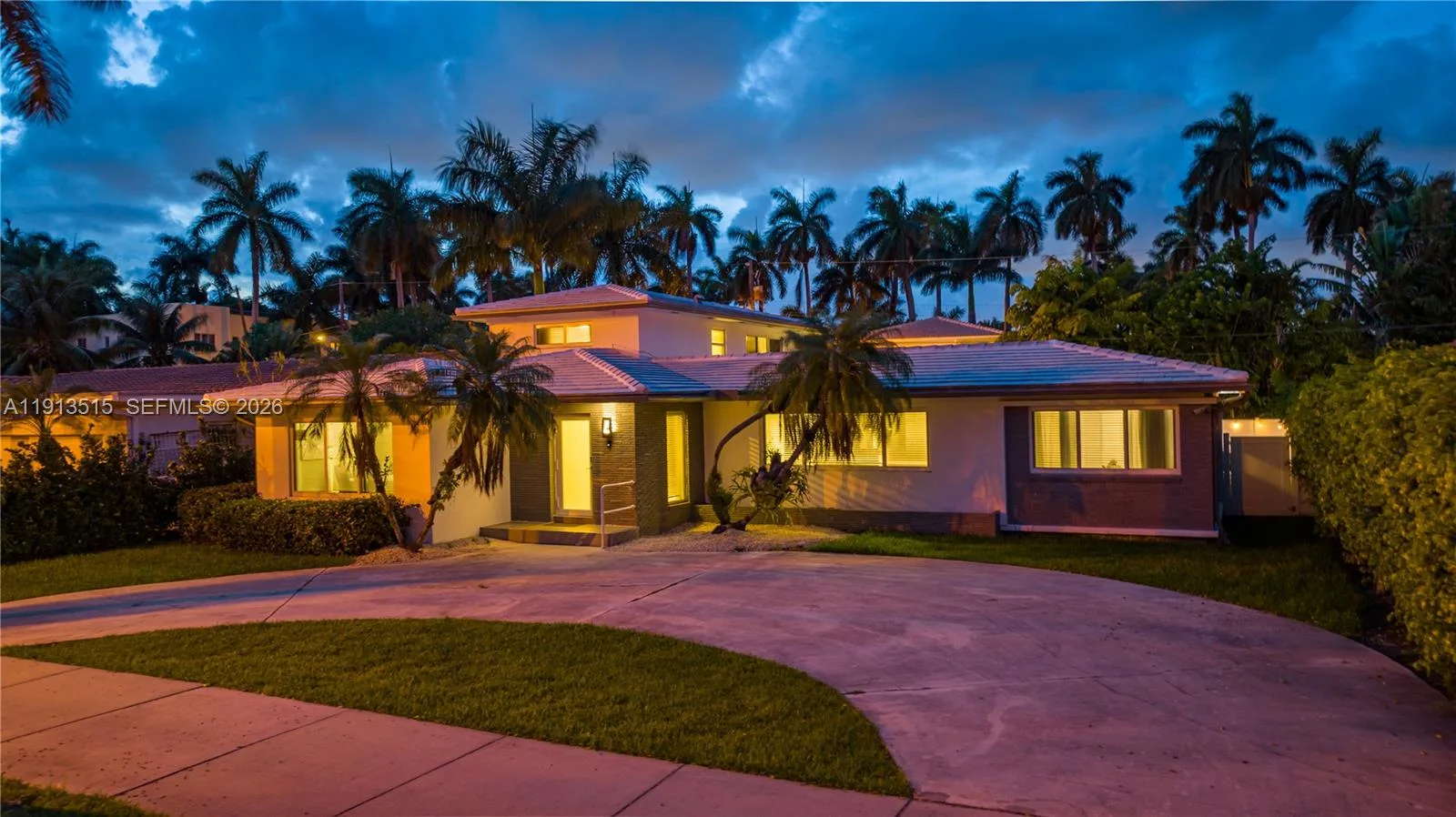1241 Hollywood Blvd, Hollywood, FL 33019 photo 4
