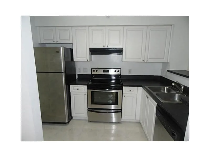 12166 Saint Andrews Place # 111, Miramar, FL 33025