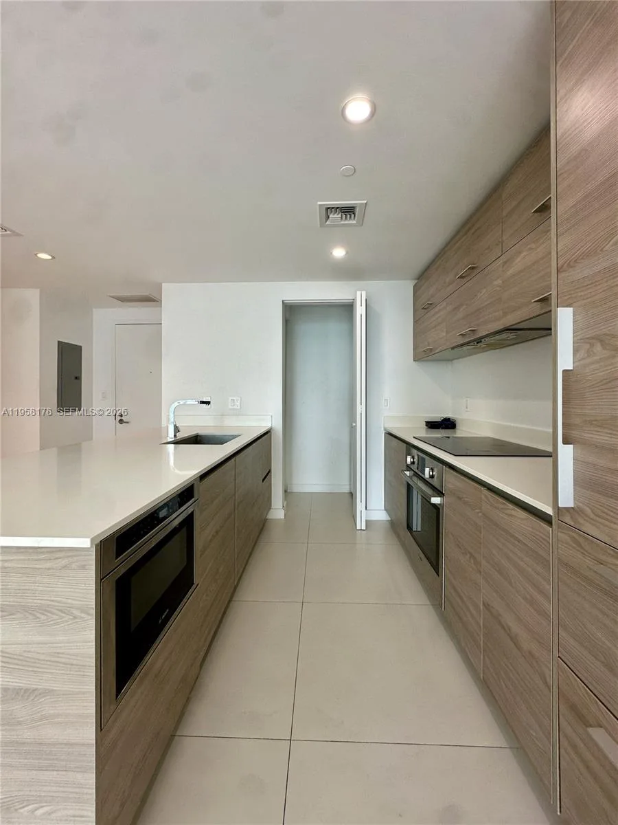 1300 S Miami Ave # 1204, Miami, FL 33130 photo 12