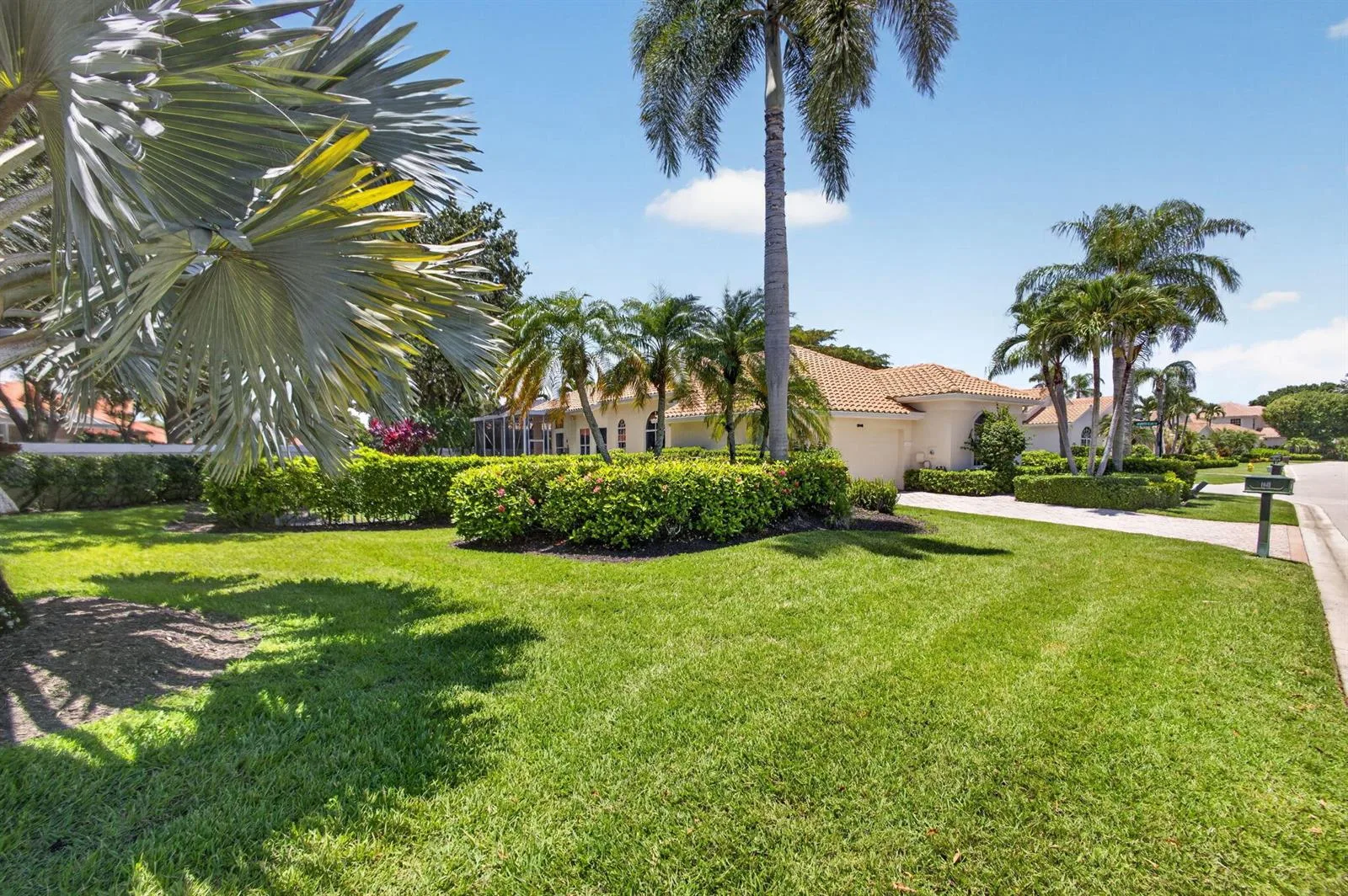 1048 DIAMOND HEAD Way, Palm Beach Gardens, FL 33418 photo 4