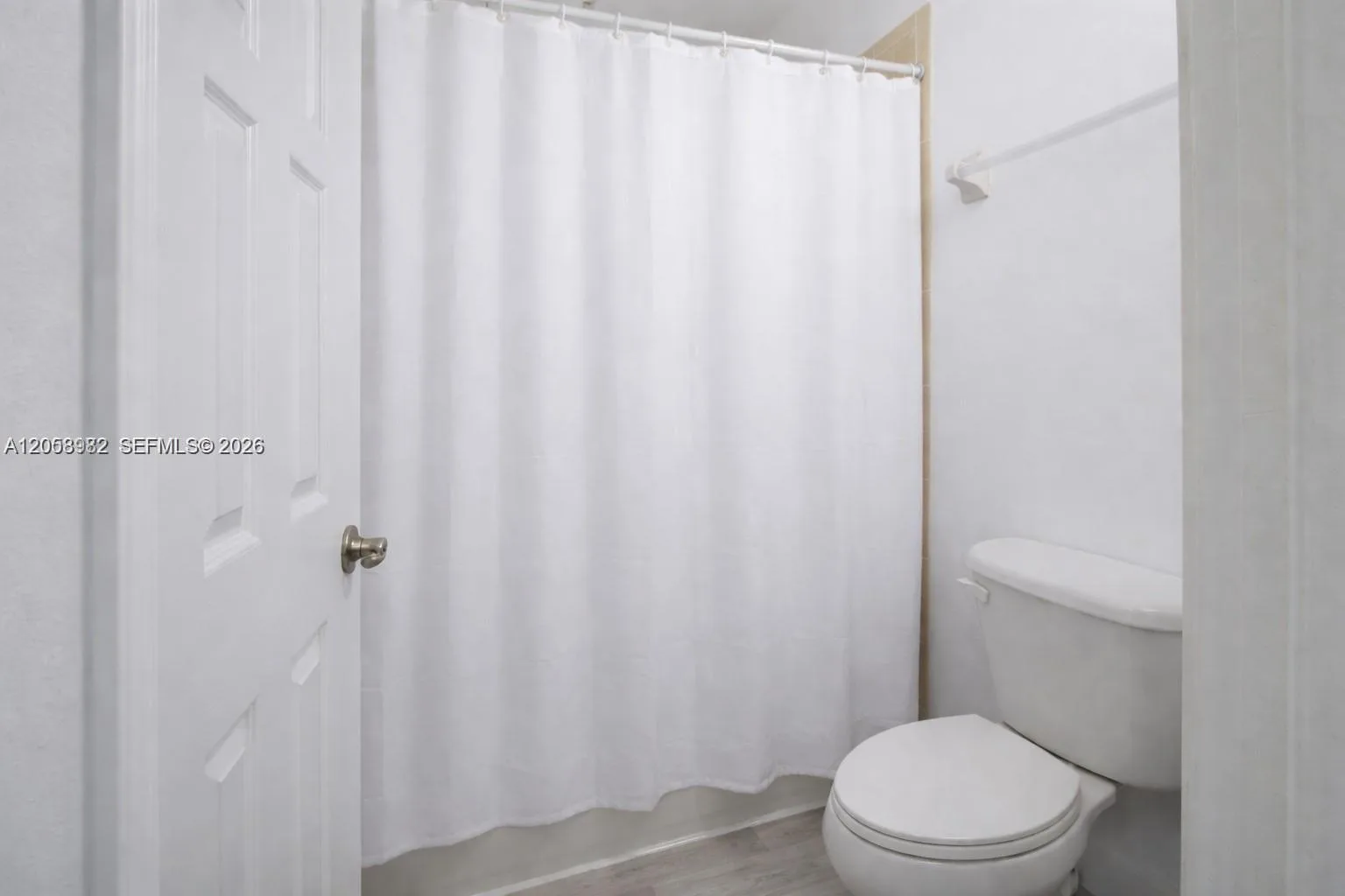 2264 NE 42nd Cir, Homestead, FL 33033 photo 11