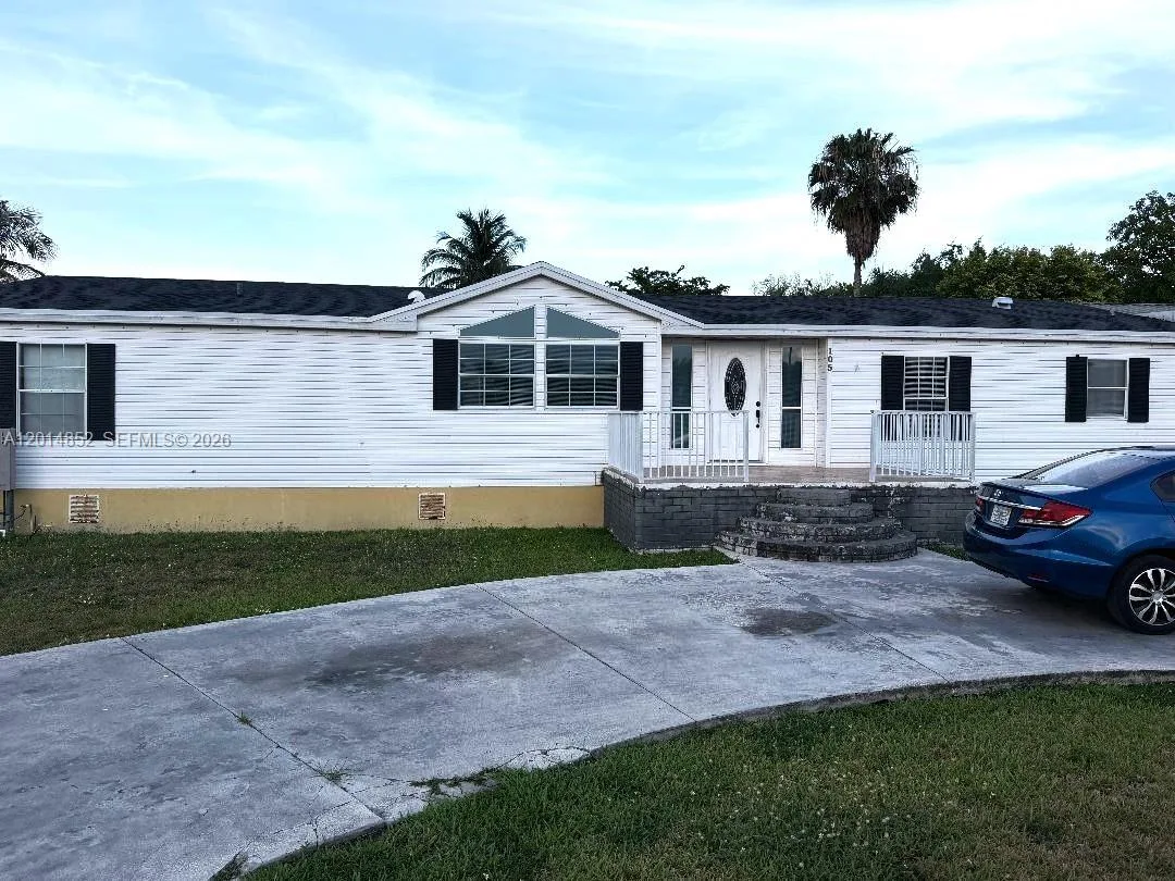 19800 SW 180th Ave unit 105, Miami, FL 33187 photo 2