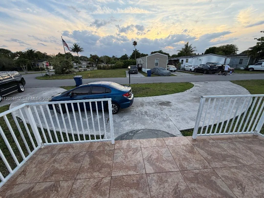 19800 SW 180th Ave unit 105, Miami, FL 33187 photo 4