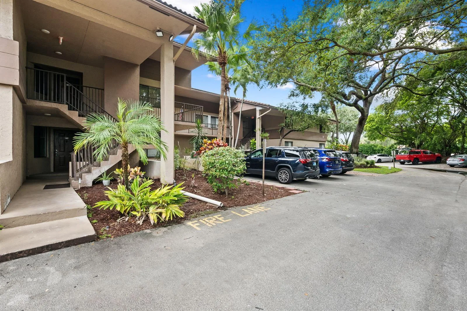 9503 NW 2ND Place # 3-B, Coral Springs, FL 33071