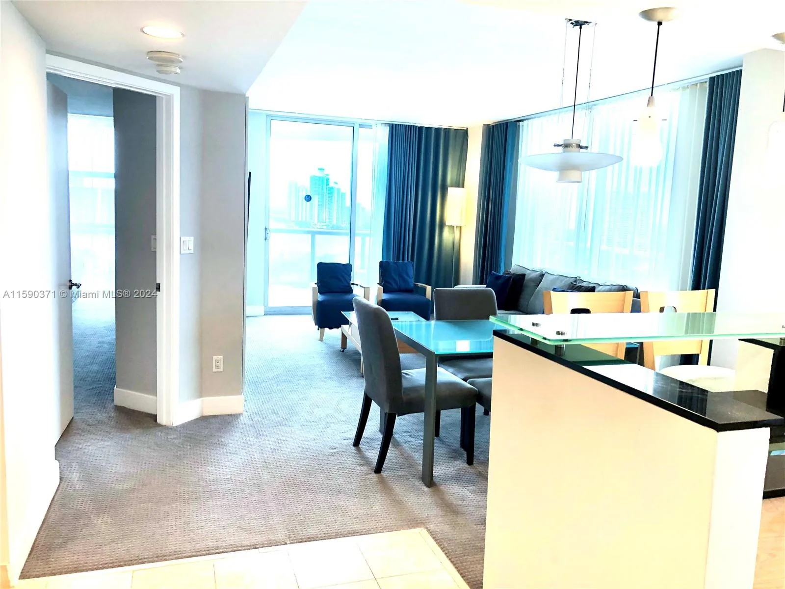 18683 Collins Ave # 1907, Sunny Isles Beach, FL 33160 photo 2