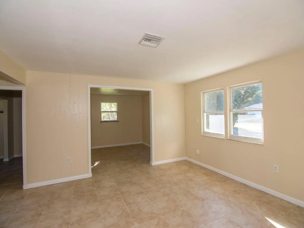 8604 Brookline Avenue, Fort Pierce, FL 34951 photo 12