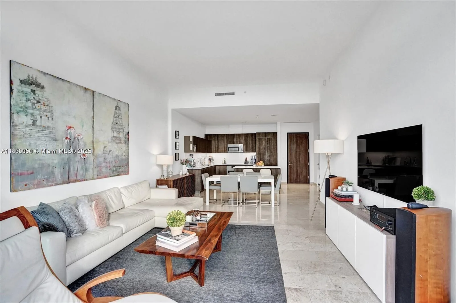 68 SE 6th St # PH-4010, Miami, FL 33131 photo 12