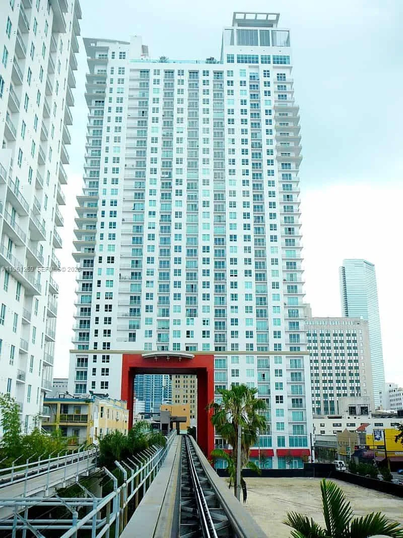 133 NE 2nd Ave # 2511, Miami, FL 33132 photo 11