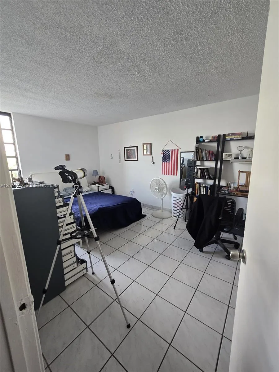 9688 Fontainebleau Blvd # 409, Miami, FL 33172 photo 9