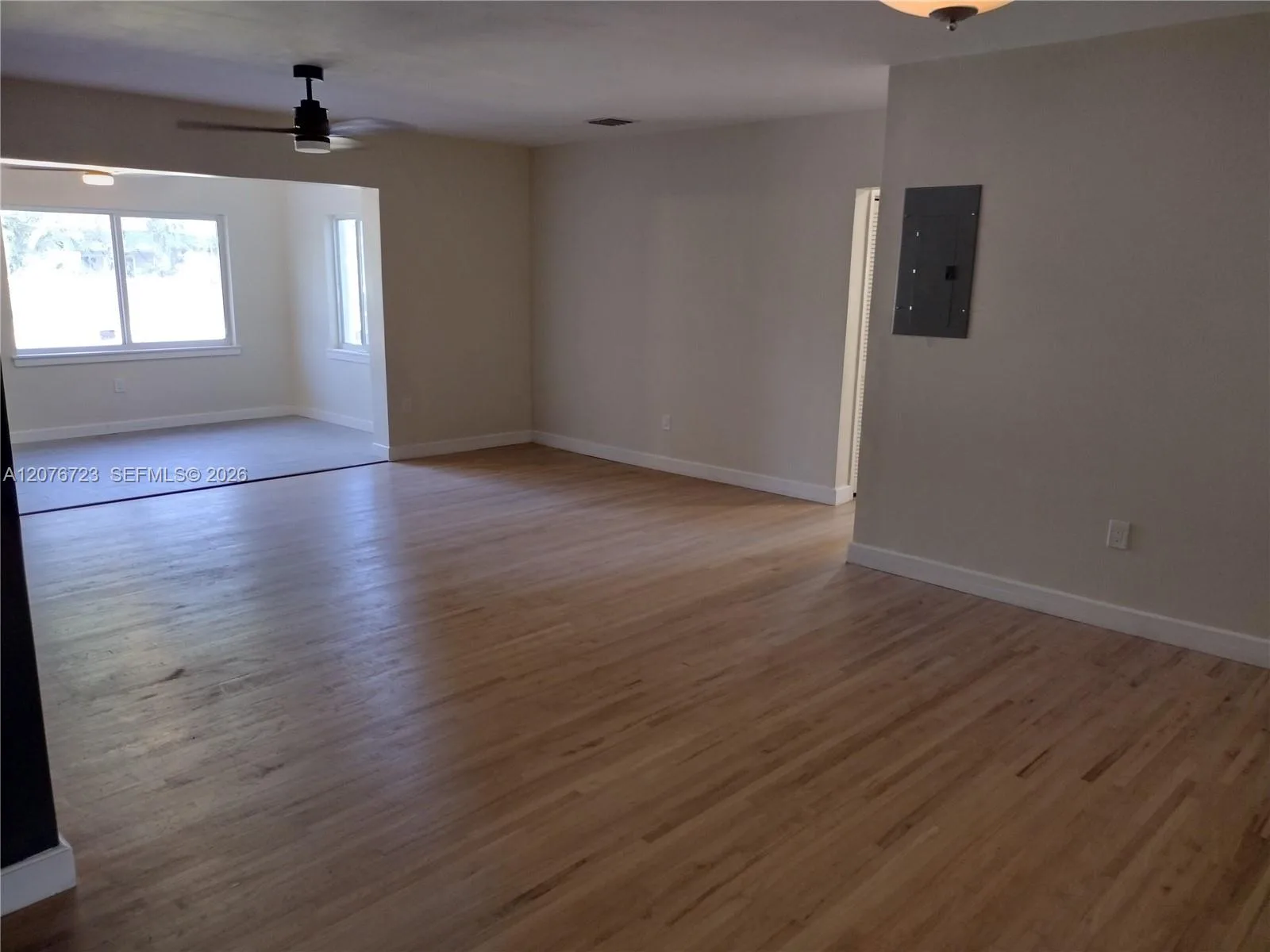300 S Biscayne River Dr, Miami, FL 33169 photo 8