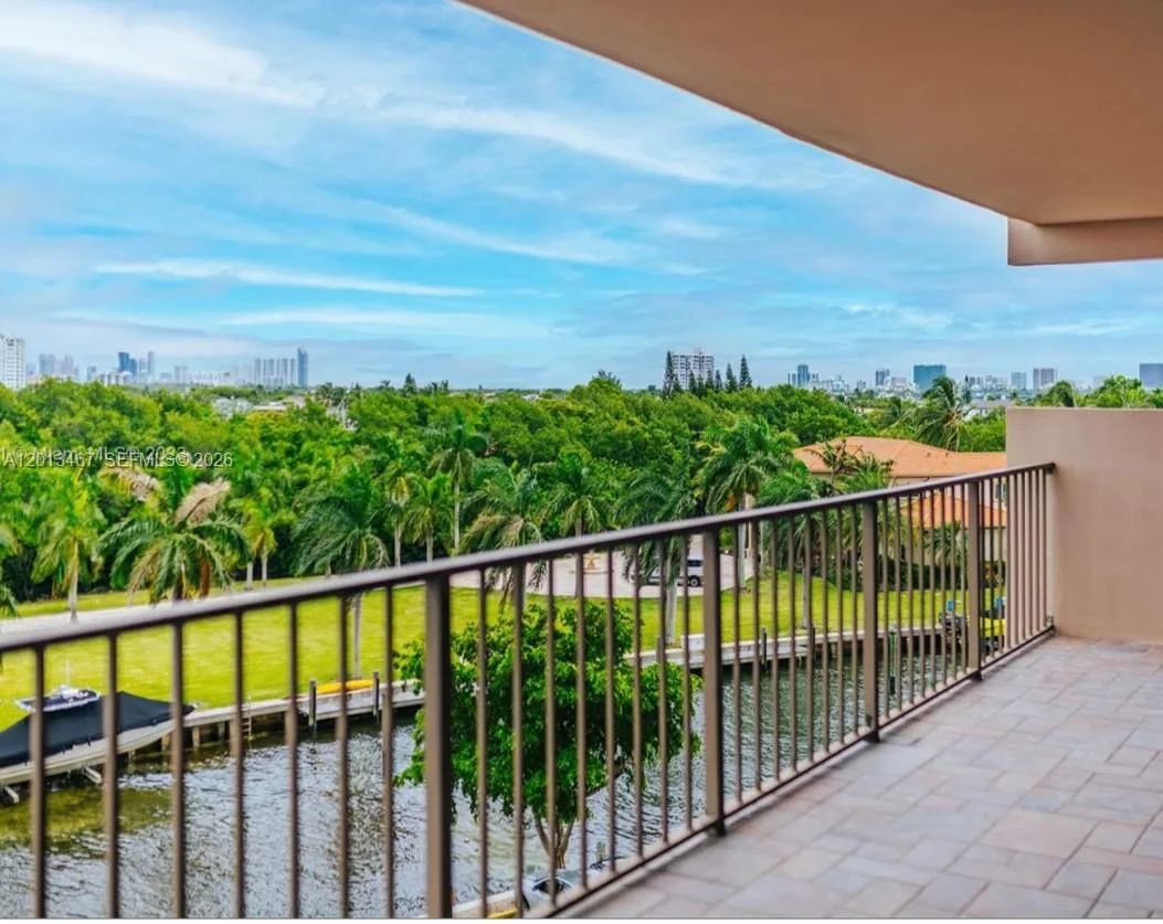 1800 NE 114th St # 601, Miami, FL 33181 photo 10