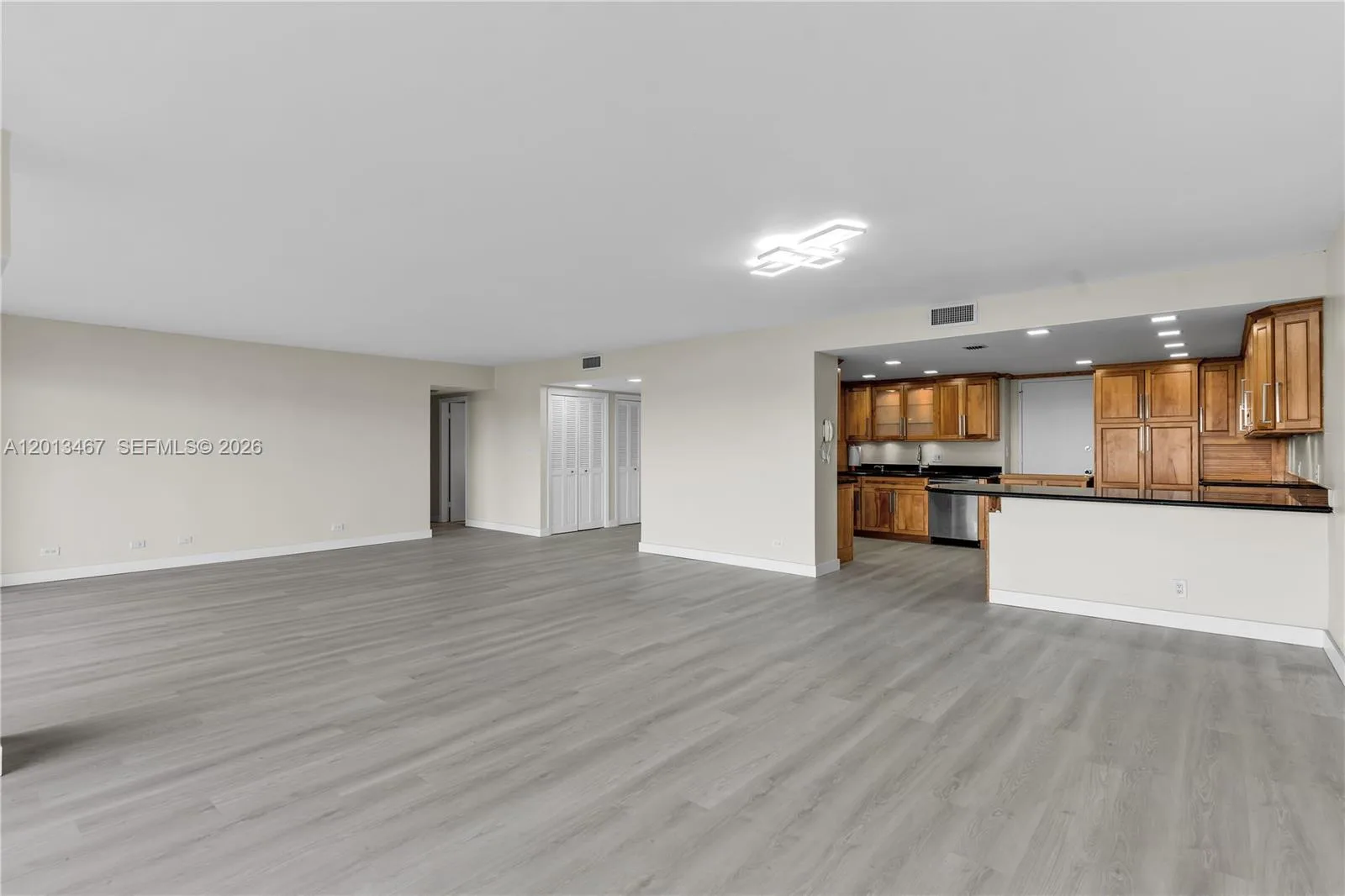 1800 NE 114th St # 601, Miami, FL 33181 photo 13