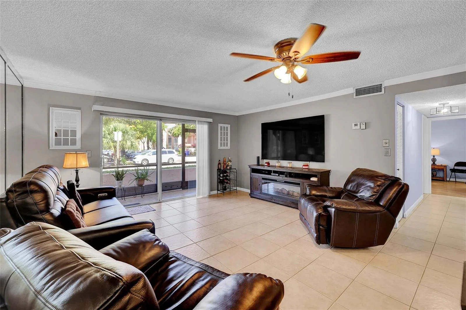 8260 SW 24th Street E # 6112, North Lauderdale, FL 33068
