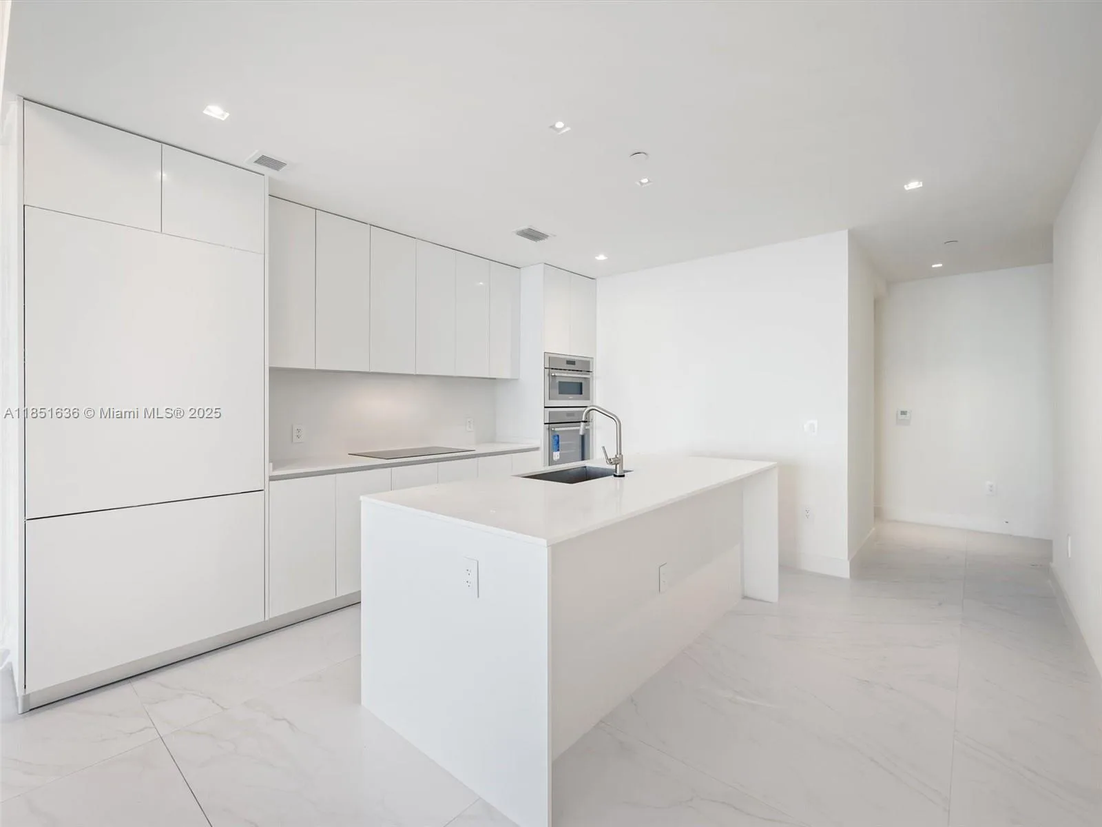 700 NE 24th St # 5105, Miami, FL 33137 photo 10
