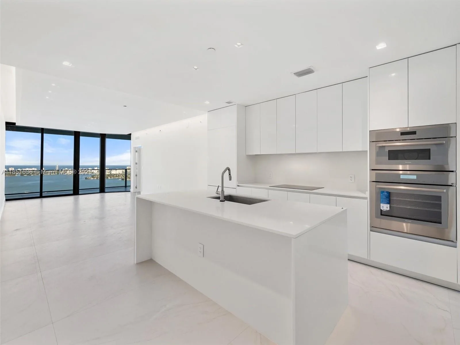 700 NE 24th St # 5105, Miami, FL 33137 photo 8
