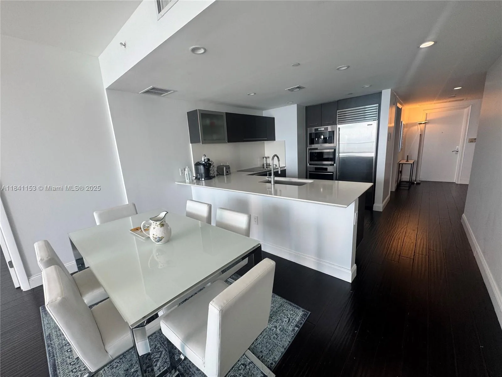 17001 Collins Ave # 1002, Sunny Isles Beach, FL 33160 photo 2