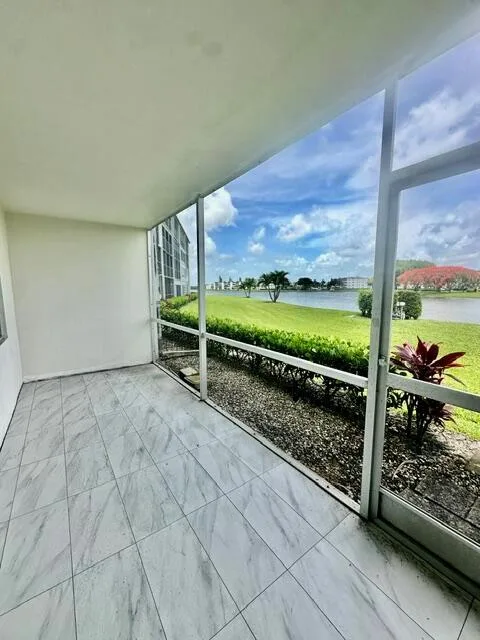 1047 Exeter C, Boca Raton, FL 33434 photo 12