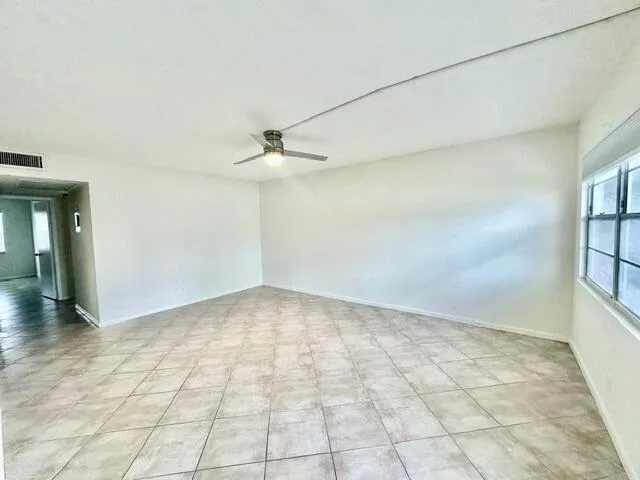 1047 Exeter C, Boca Raton, FL 33434 photo 7